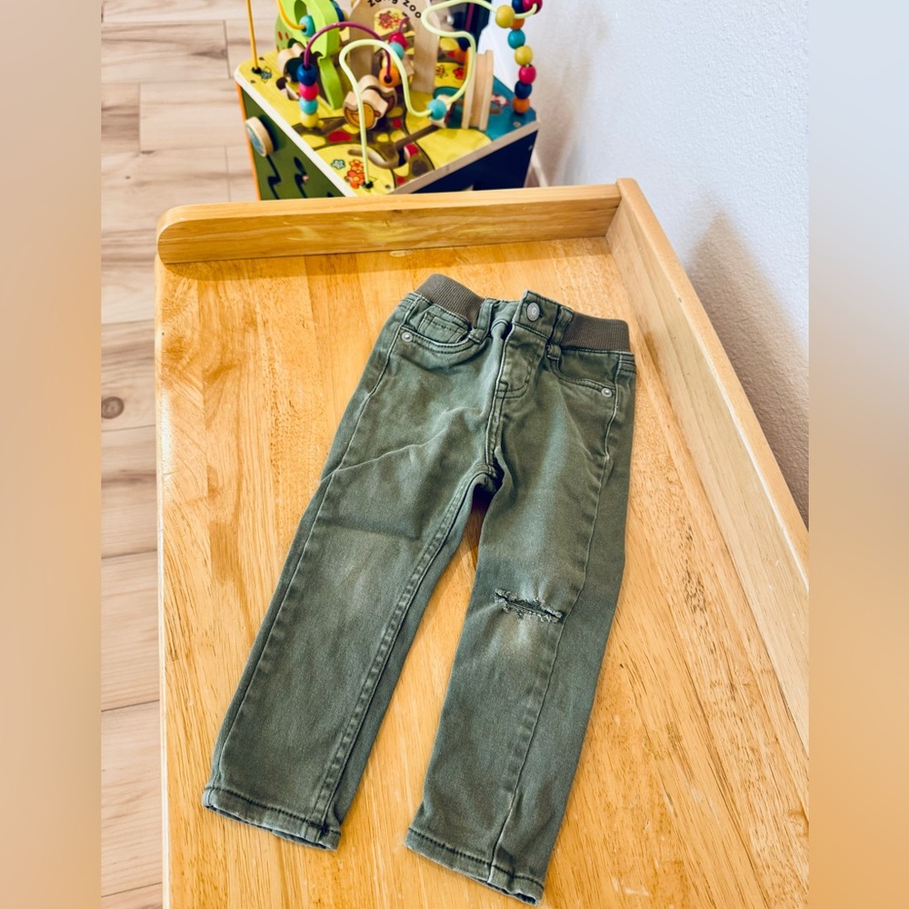 Levi’s toddler’s Olive Green Jeans / Pants